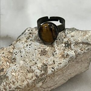 Brown Button Tiger Stone Ring